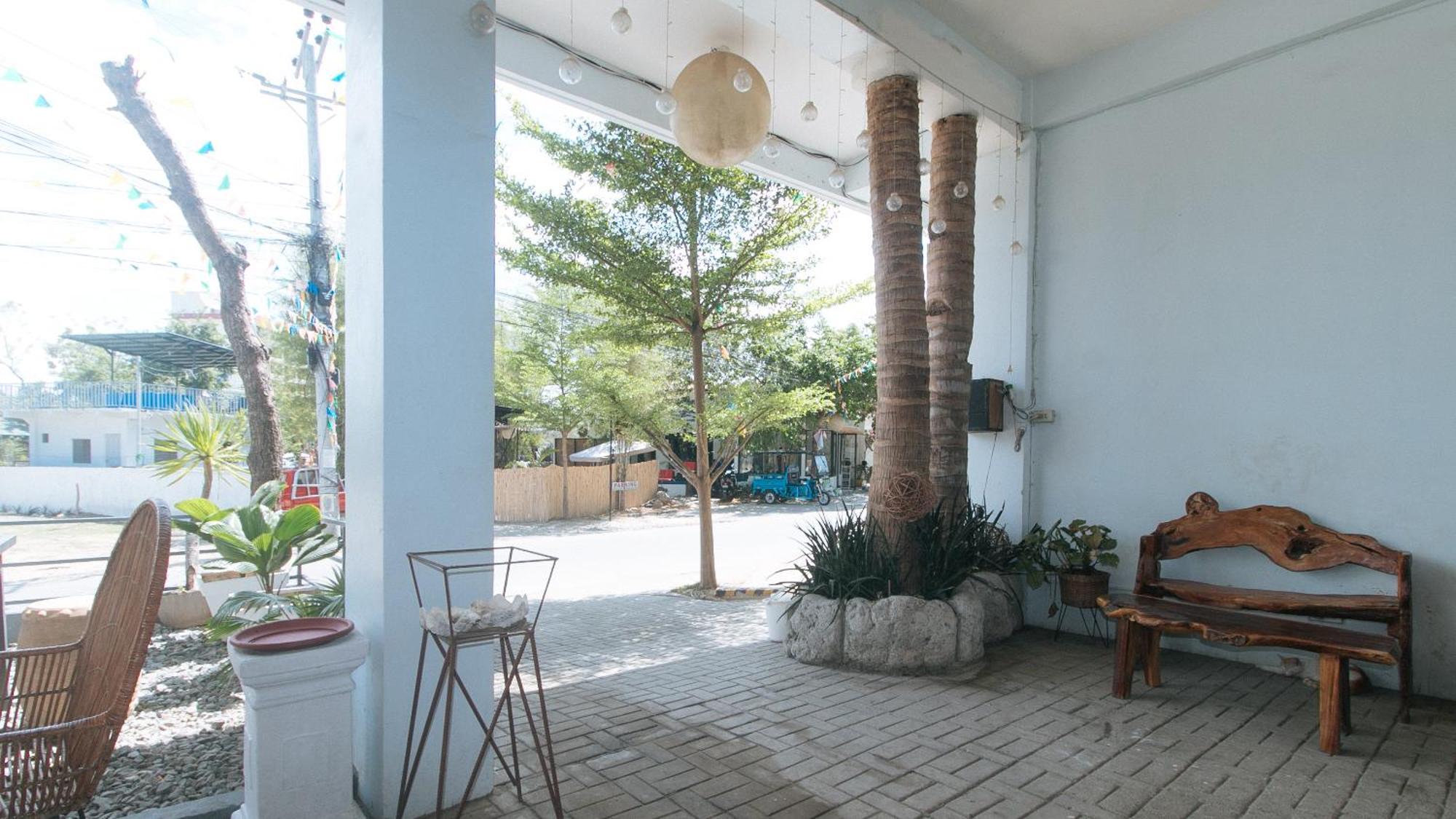 Reddoorz At Fat J Apartelle Mactan Cebu Exterior foto